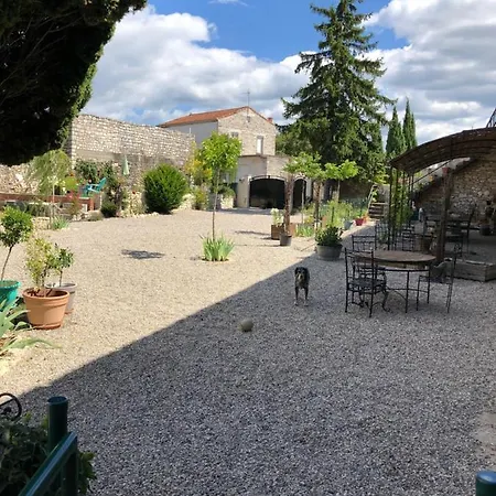 Gites De L'Aven Orgnac-lʼAven Exterior foto