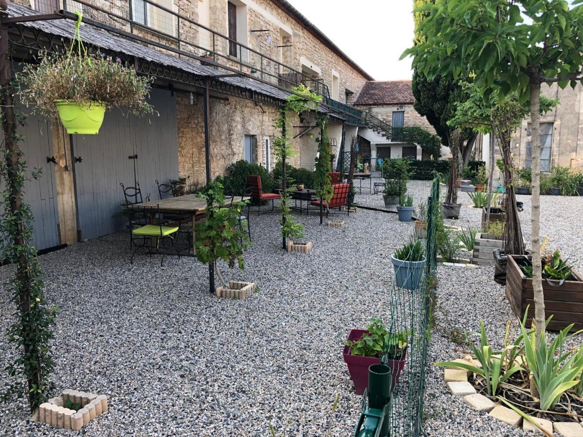 De L'aven *