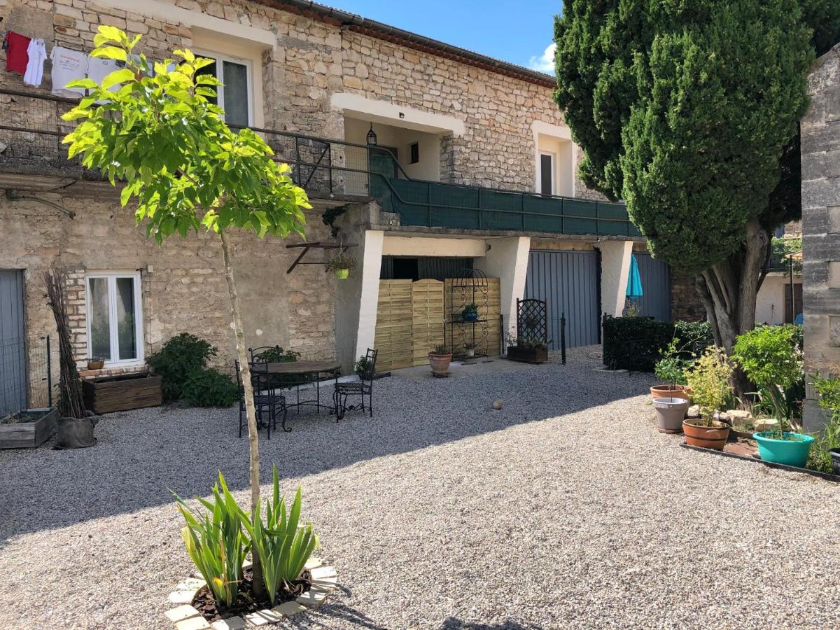 De L'aven Apartment *